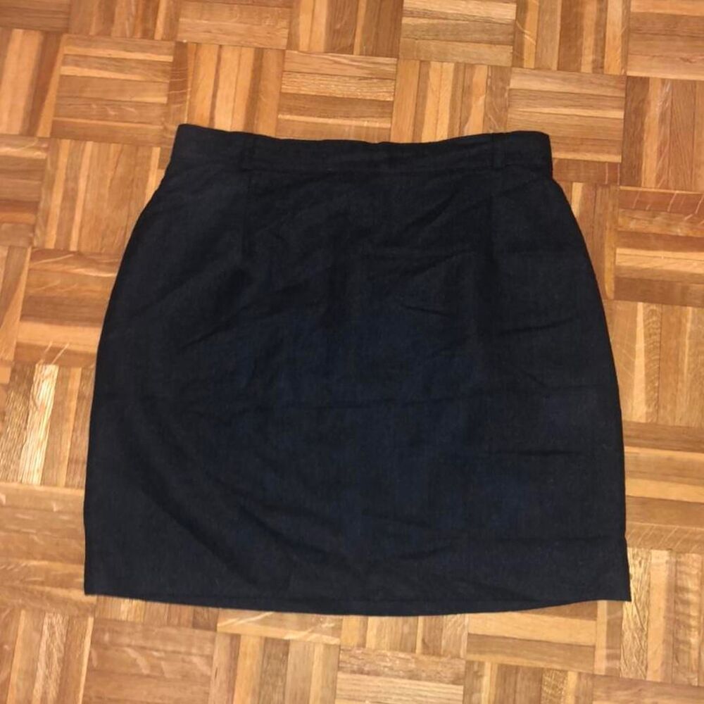 Women's Black Skirt
